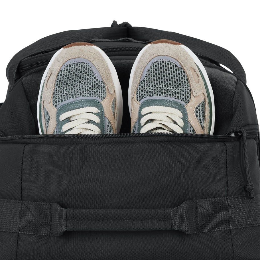 High Sierra Pathsetter 32" Wheeled Duffle in the color Black. image number 3